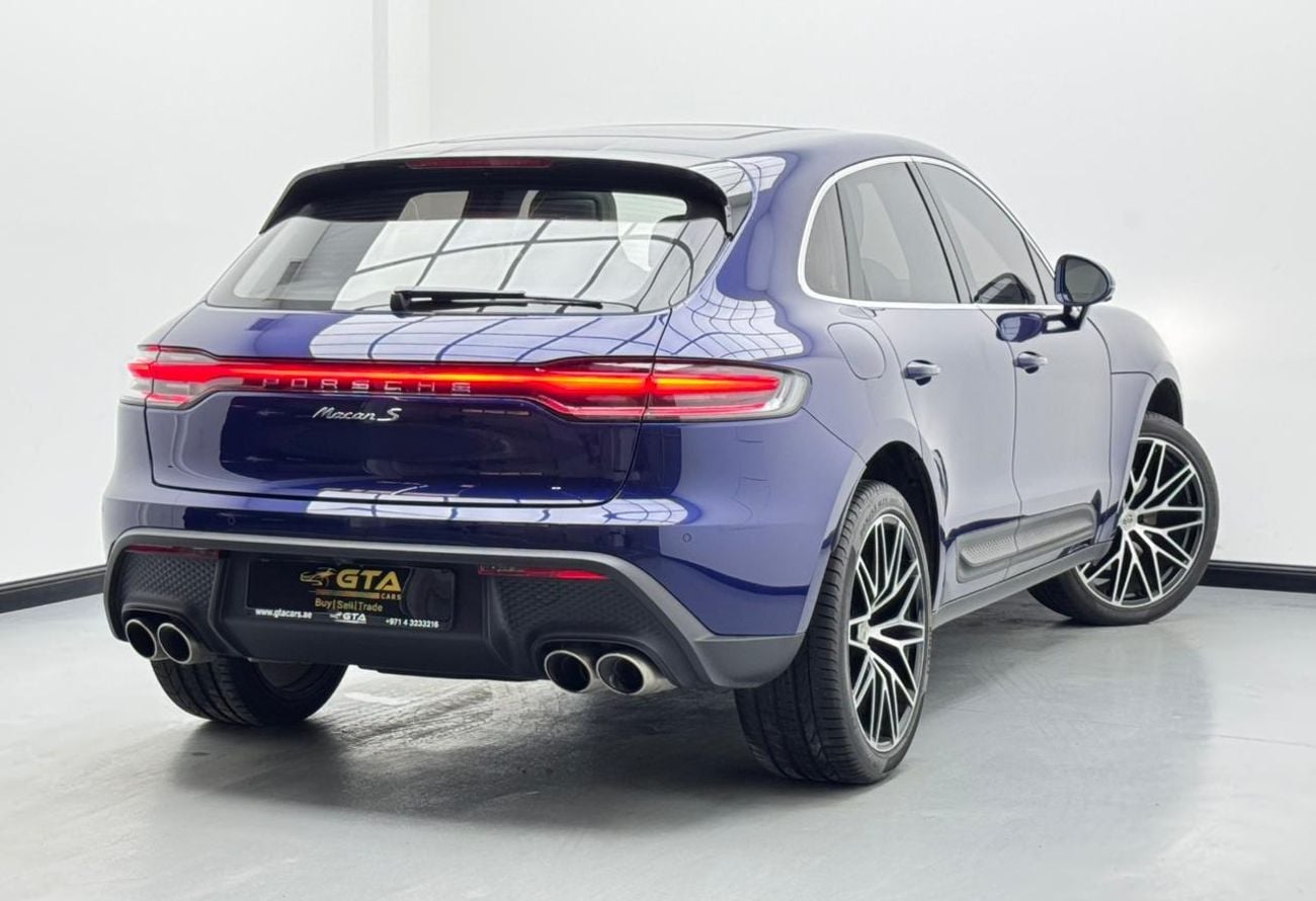 Porsche Macan  2025 Porsche Macan, April 2028 Porsche Warranty, Porsche Service History, GCC