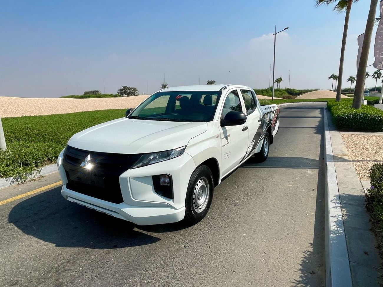Mitsubishi L200 GL 2.4L (128 HP) Double Cab Utility