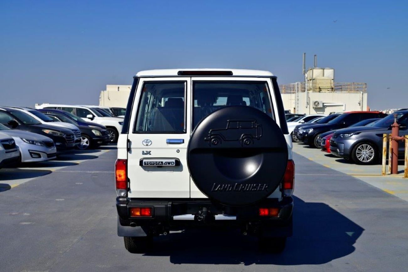 تويوتا لاند كروزر 70 S-DLX 2.8L (5 Door)