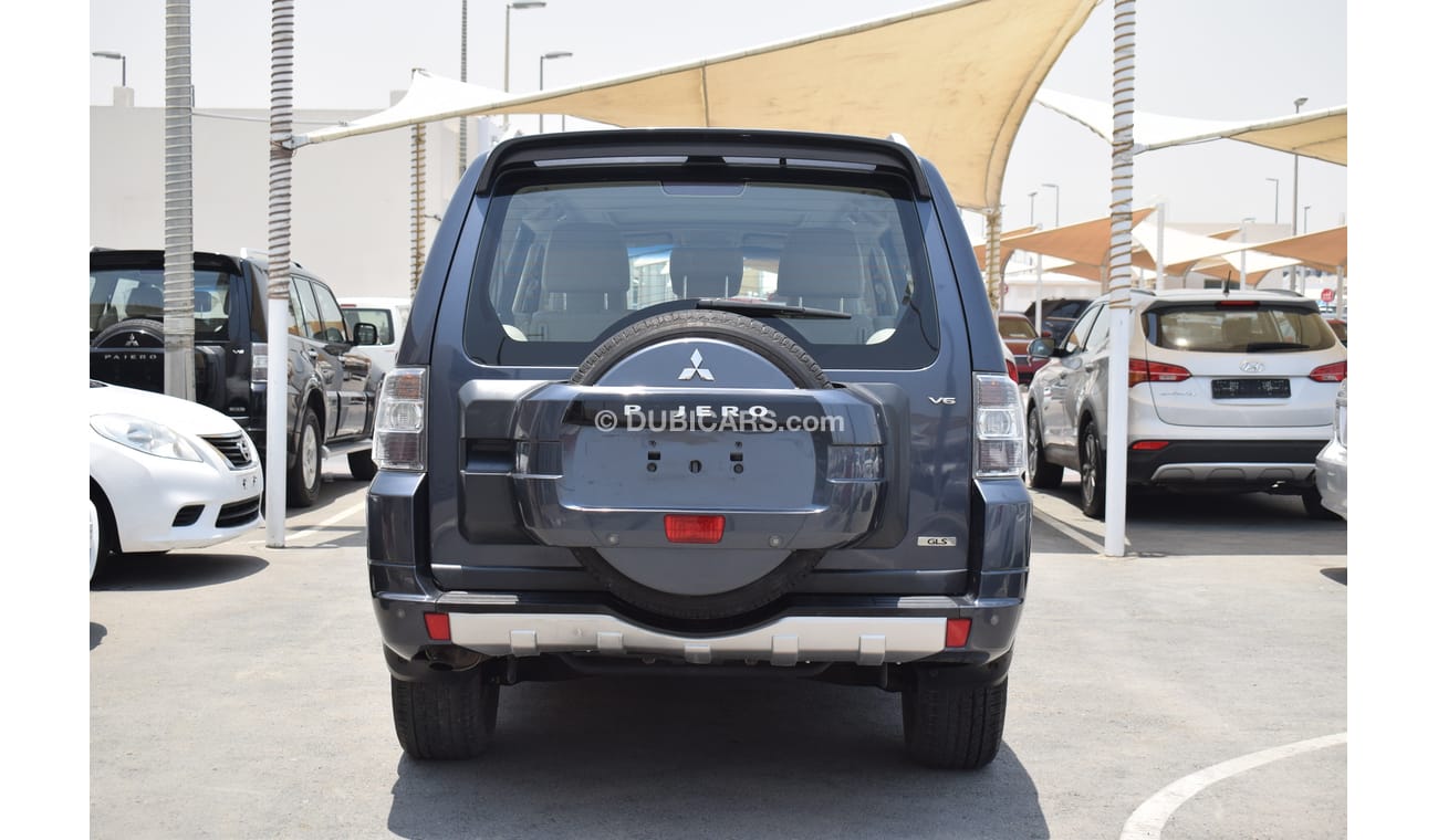 Mitsubishi Pajero 2010 GCC  NO ( 1 ) Full Option No Accident No Paint A perfect Conditi