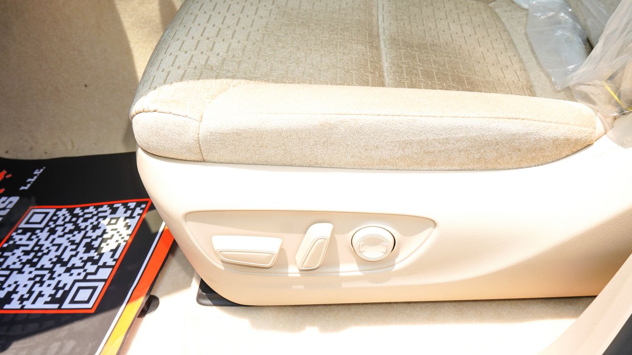 Toyota Land Cruiser GXR 3.5L V6 TWIN TURBO