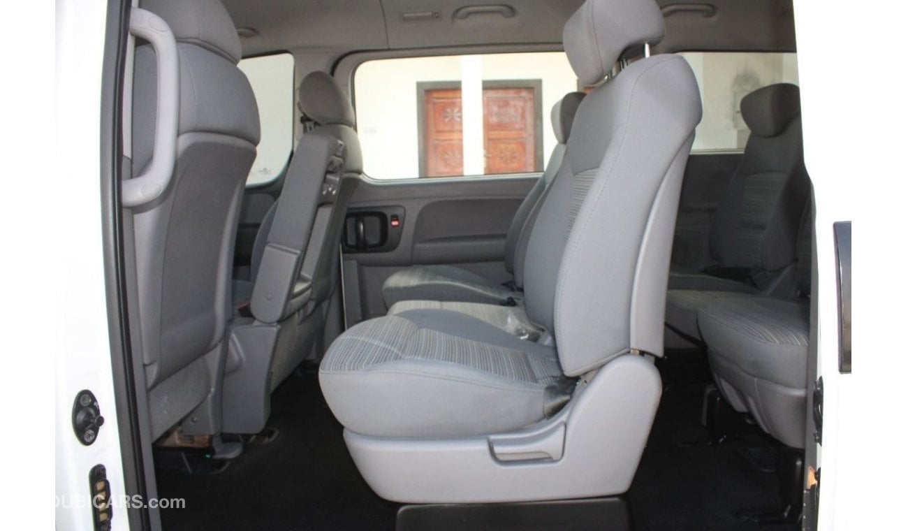 Hyundai H-1 Std Std Std Std Hyundai H1 2020 GCC in excellent condition without accidents, very clean inside and 