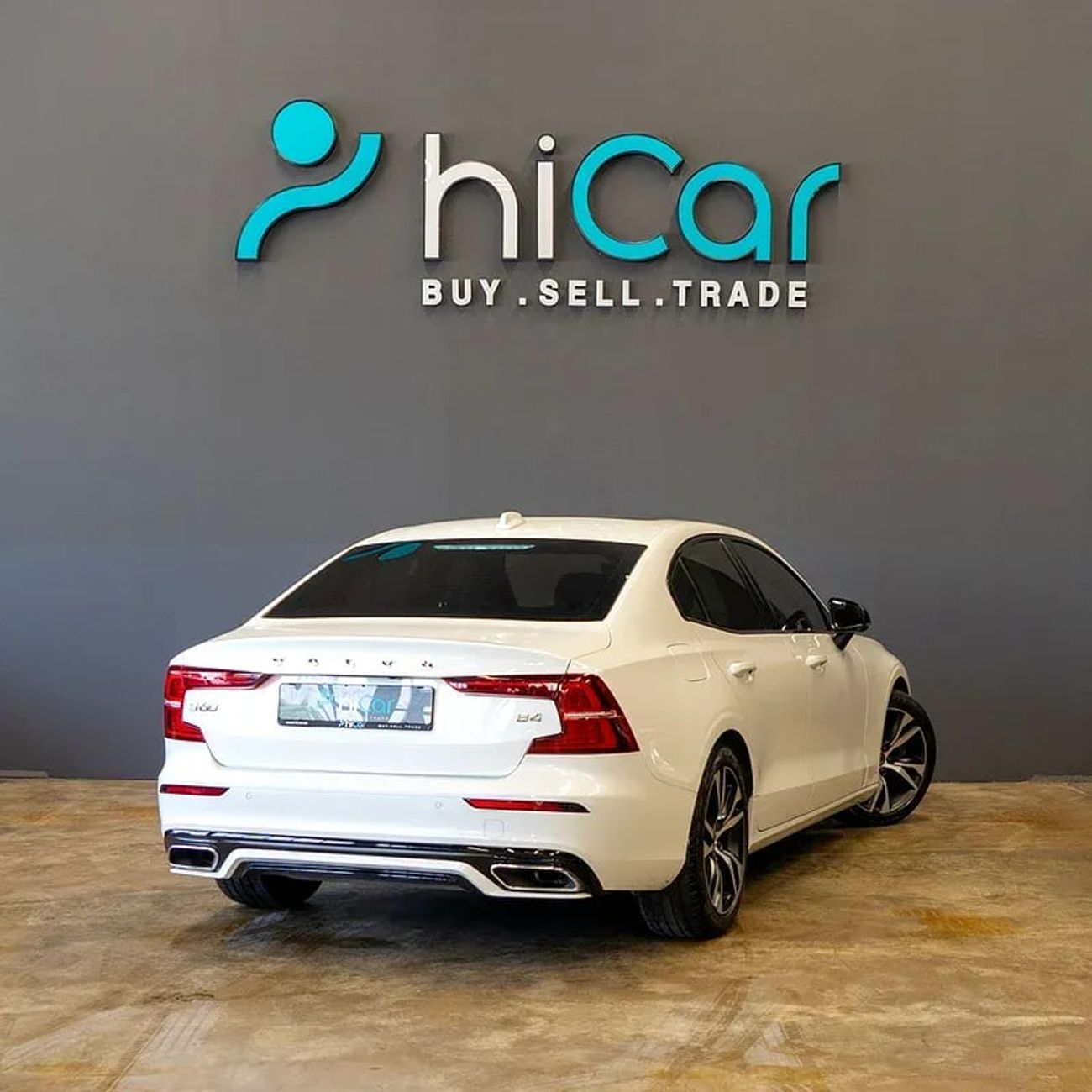 فولفو S60 B4 R Design 2.0L AED 1,915pm • 0% Downpayment • S60 R-Design • Agency Warranty