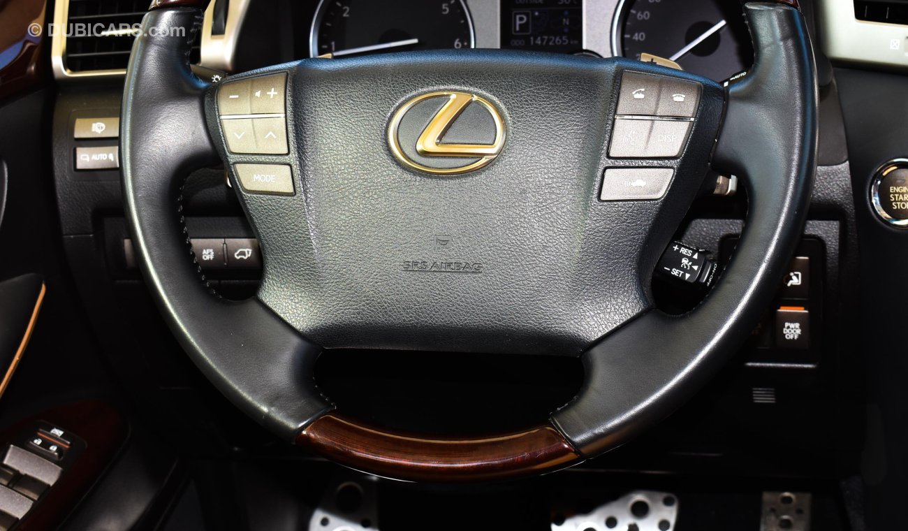 Lexus LX570 S