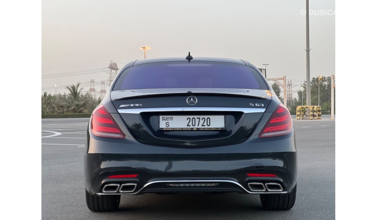 مرسيدس بنز S 550