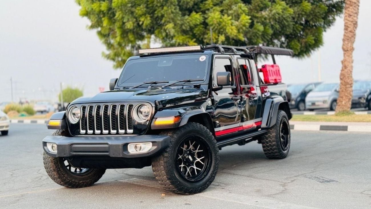 جيب جلادياتور -