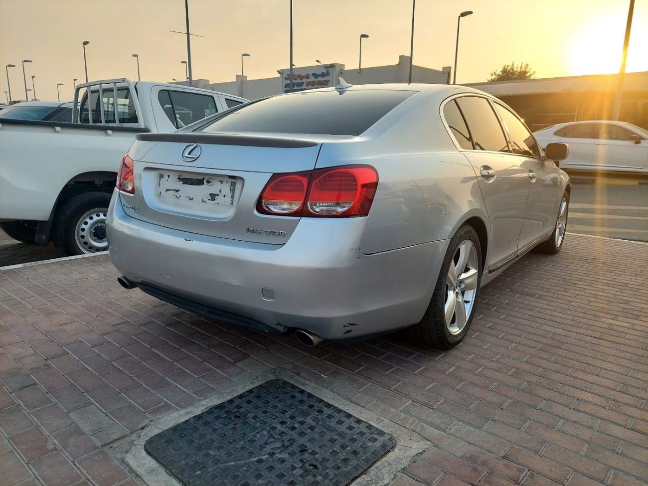لكزس ES 350 3.5L PETROL AUTOMATIC TRANSMISSION