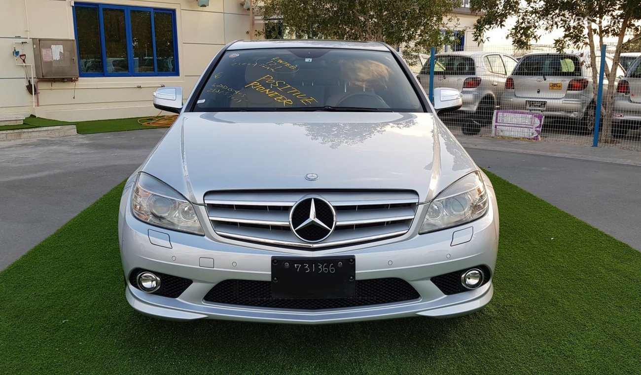 Mercedes-Benz C 250 Japan imported - Very clean car free accident 57000 km only