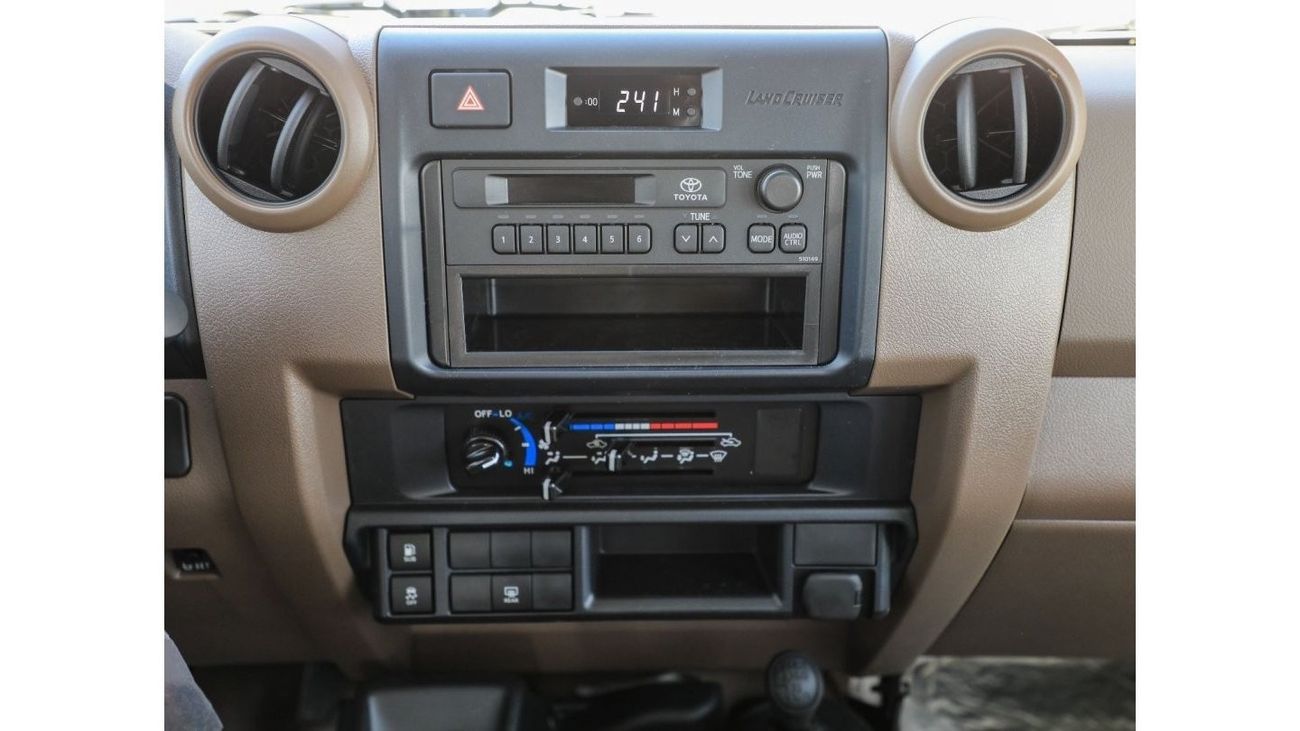 Toyota Land Cruiser 70 LC78 T/DSL- E./4WD/Manual. For Export