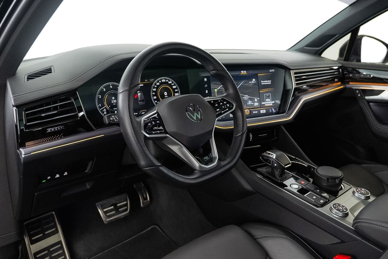 فولكس واجن طوارق R-Line 3.0L 4WD