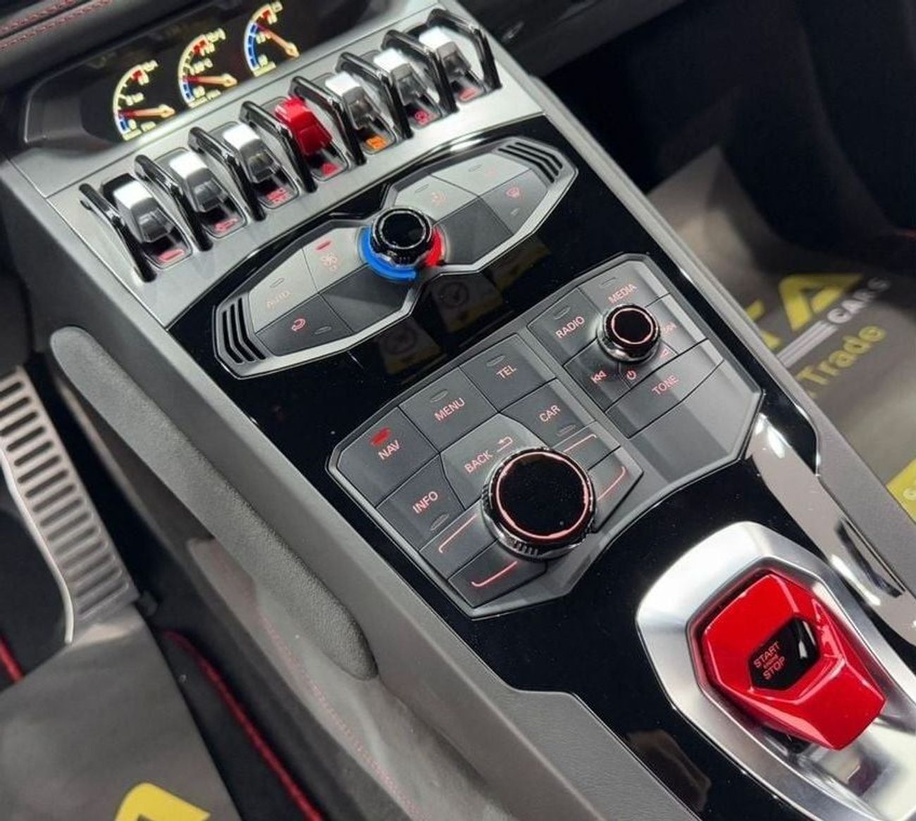 لامبورغيني هوراكان 2016 Lamborghini Huracán LP610-4, Full Service History, Excellent Condition, GCC