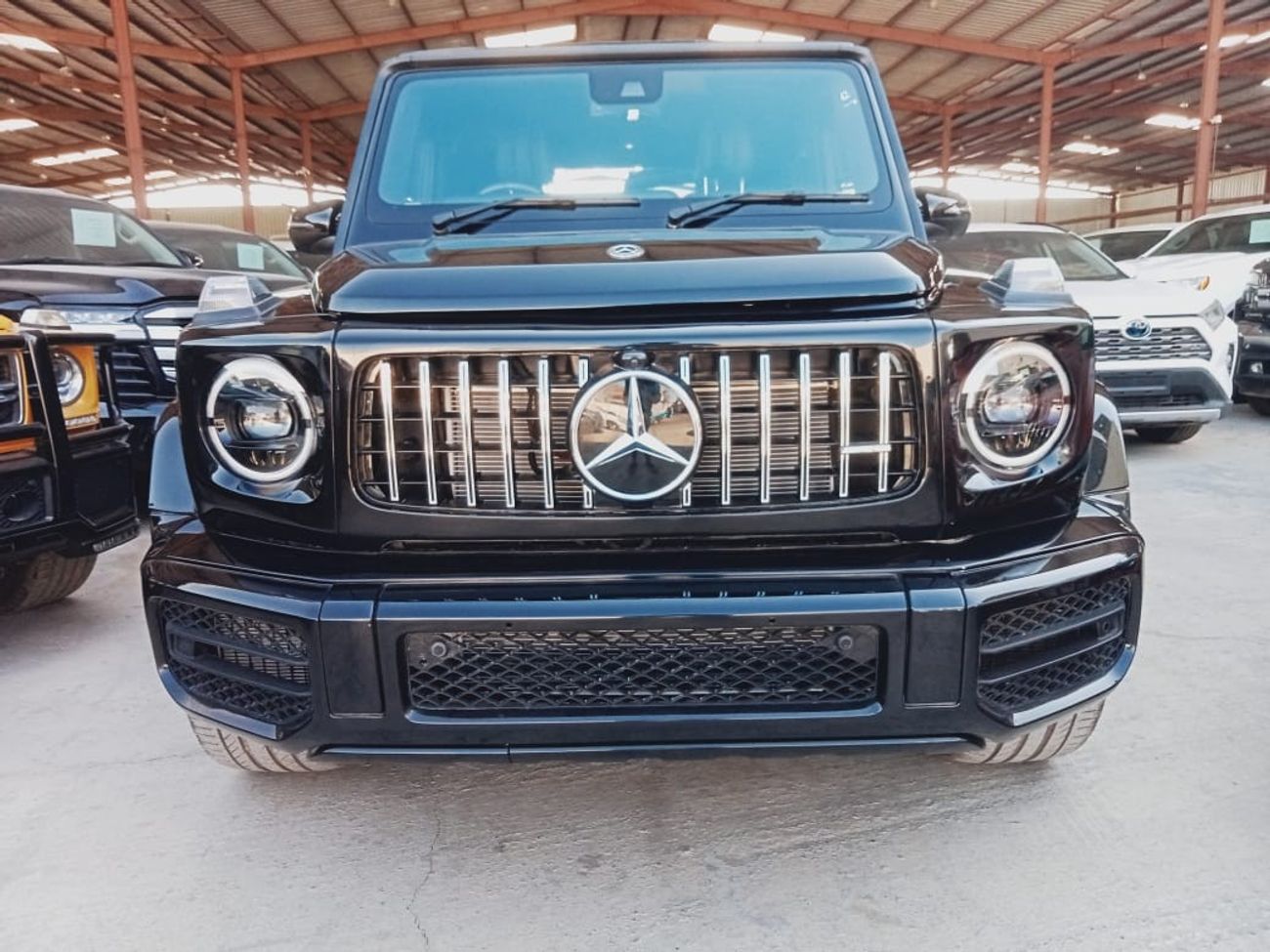 Mercedes-Benz G 63 AMG MERCEDES G63 RIGHT HAND DRIVE
