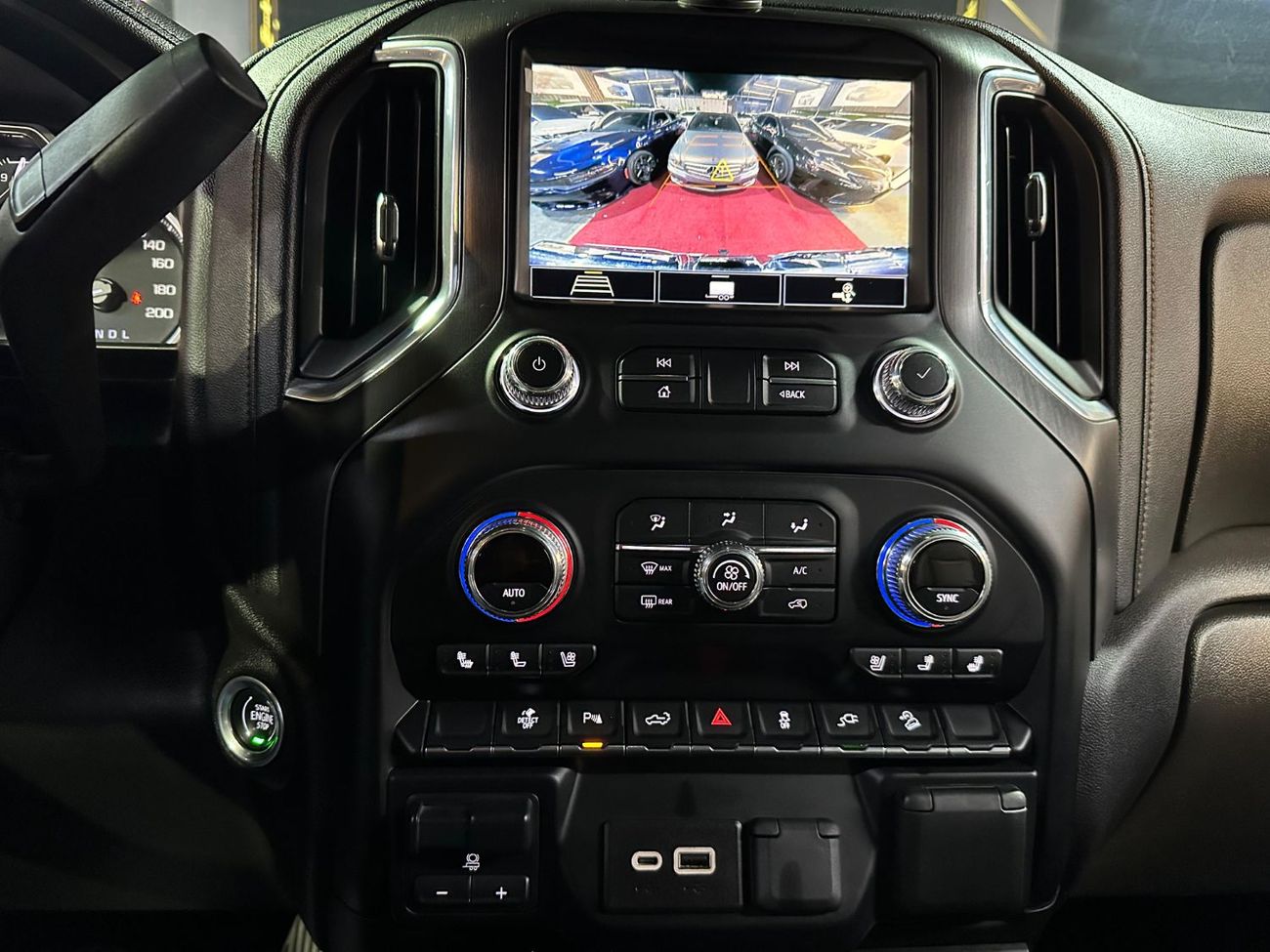 GMC Sierra 5.3L V8 AT4 Regular Cab (AWD)