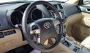 Toyota Highlander fresh and imported and very clean inside and outside and totally ready to drive