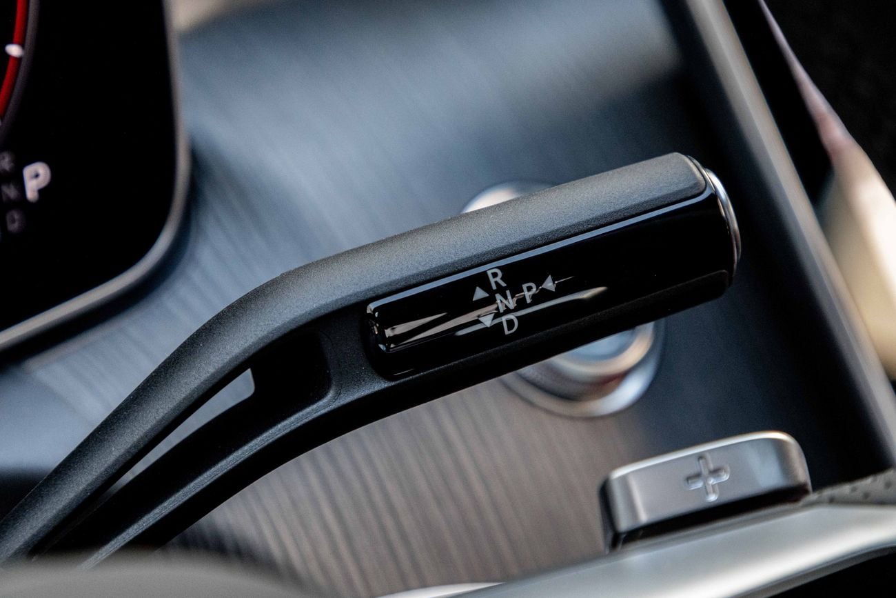 مرسيدس بنز C 200 C200 Premium Plus | 4,309 P.M | 0% Downpayment | AGENCY WARRANTY