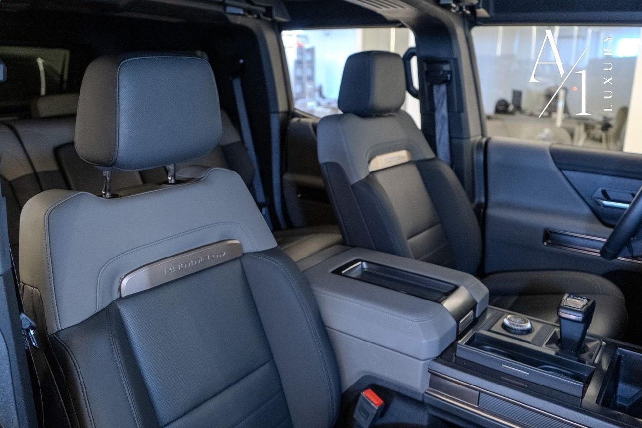 جي أم سي همر EV SUV 2024 GMC Hummer EV, Fully Loaded, Clean Tittle, 830 HP, Excellent Condition, American Spec