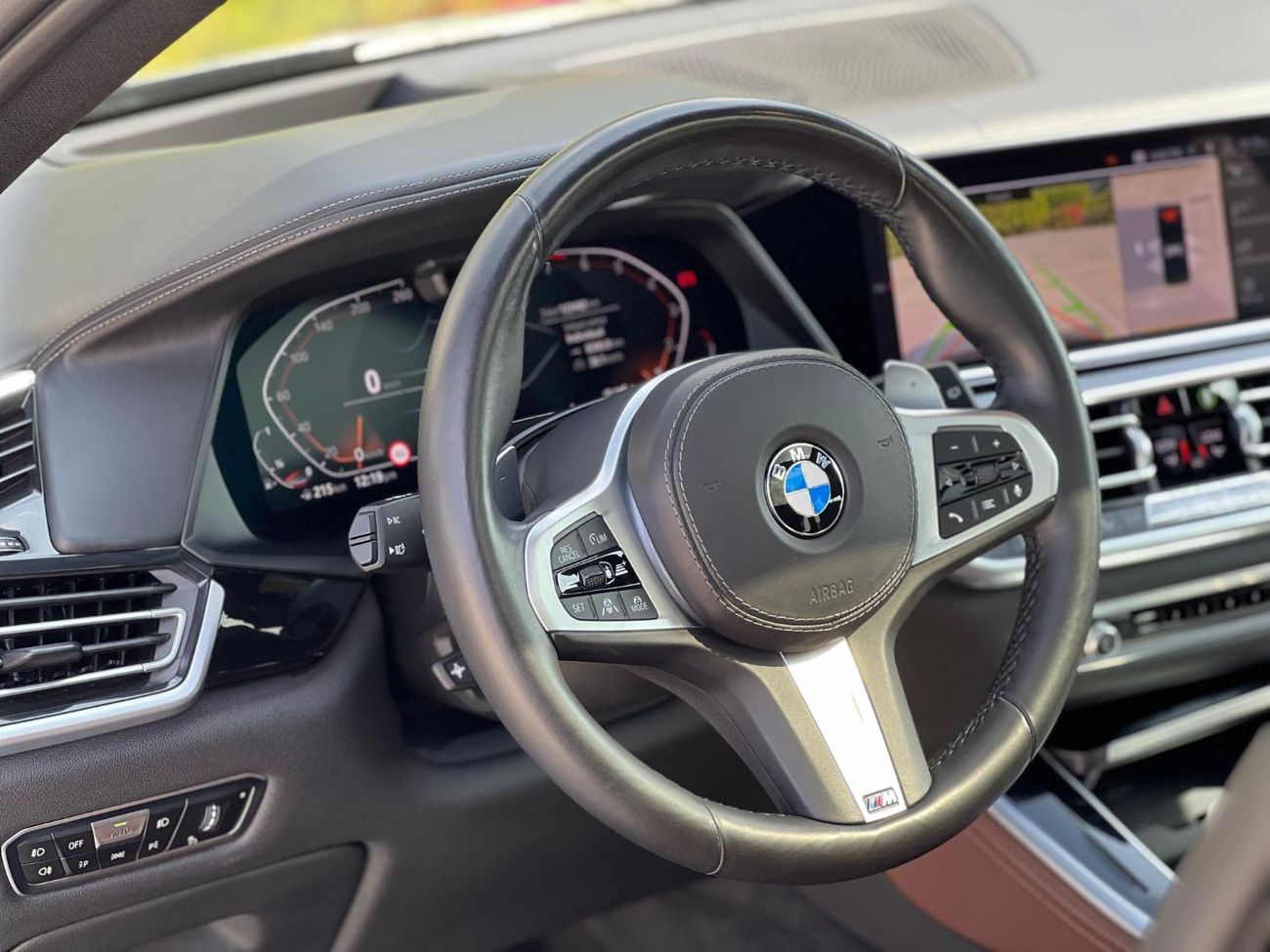 BMW X5 40i xDrive BMW X5 XDrive 40i M package  Head-Up Display  Panoramic Full Option  2020  Under warranty