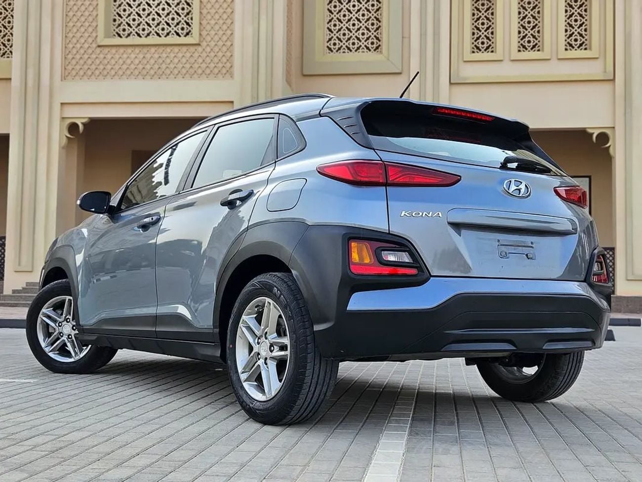 Hyundai Kona GLS GCC Specs Premium Condition Low KM Single Owned Cross-Over Avalible With Bank Loan