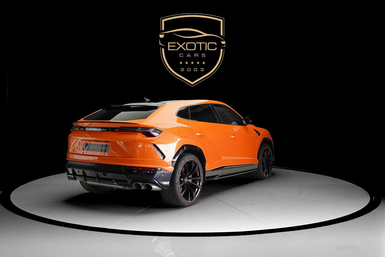 لامبورغيني اوروس STD 4.0T V8