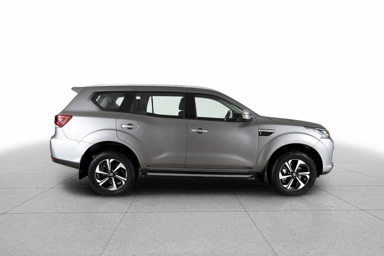 Nissan XTerra Platinum 2.5L 4WD PLATINUM 2.5