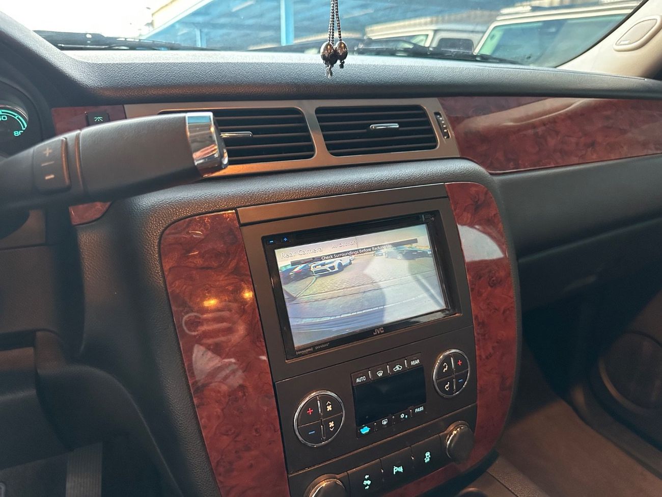 شيفروليه تاهو Hybrid – 6.0L V8 Hybrid | 332 HP |2013 | Full Options | Excellent Condition