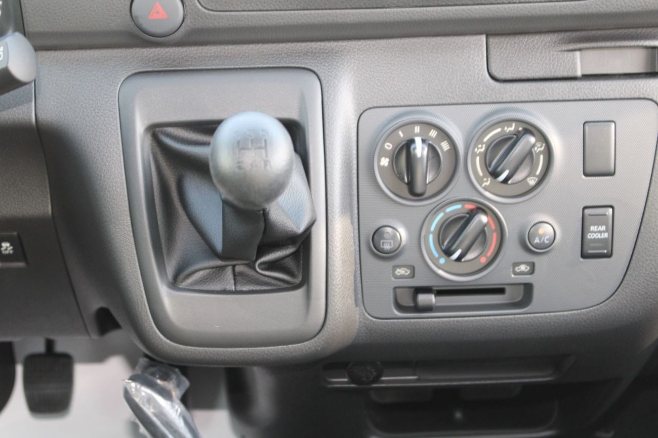 Nissan Urvan LHD - NISSAN URVAN 2.5L DIESEL 15-SEATER HIGH ROOF NARROW BODY DX MANUAL