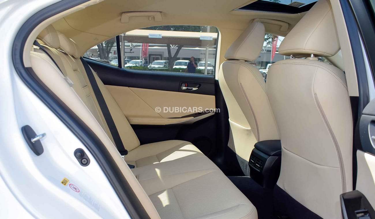 Lexus IS250 Lexus IS 250 an excellent condition - the highest specifications in its class - cash or installment