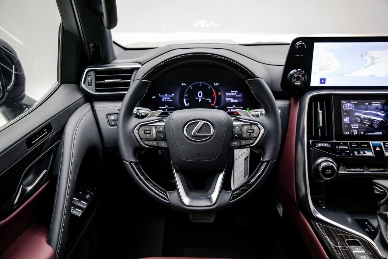 لكزس LX 600 LX6UR 3.5 لتر - أسود جرافيتي من الداخل قرمزي | للتصدير فقط