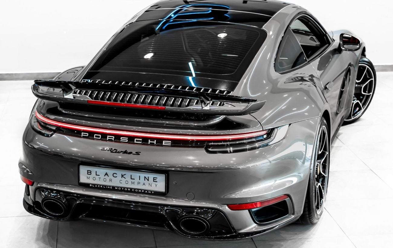 Porsche 911 Turbo S 3.8L (645 HP) Coupe