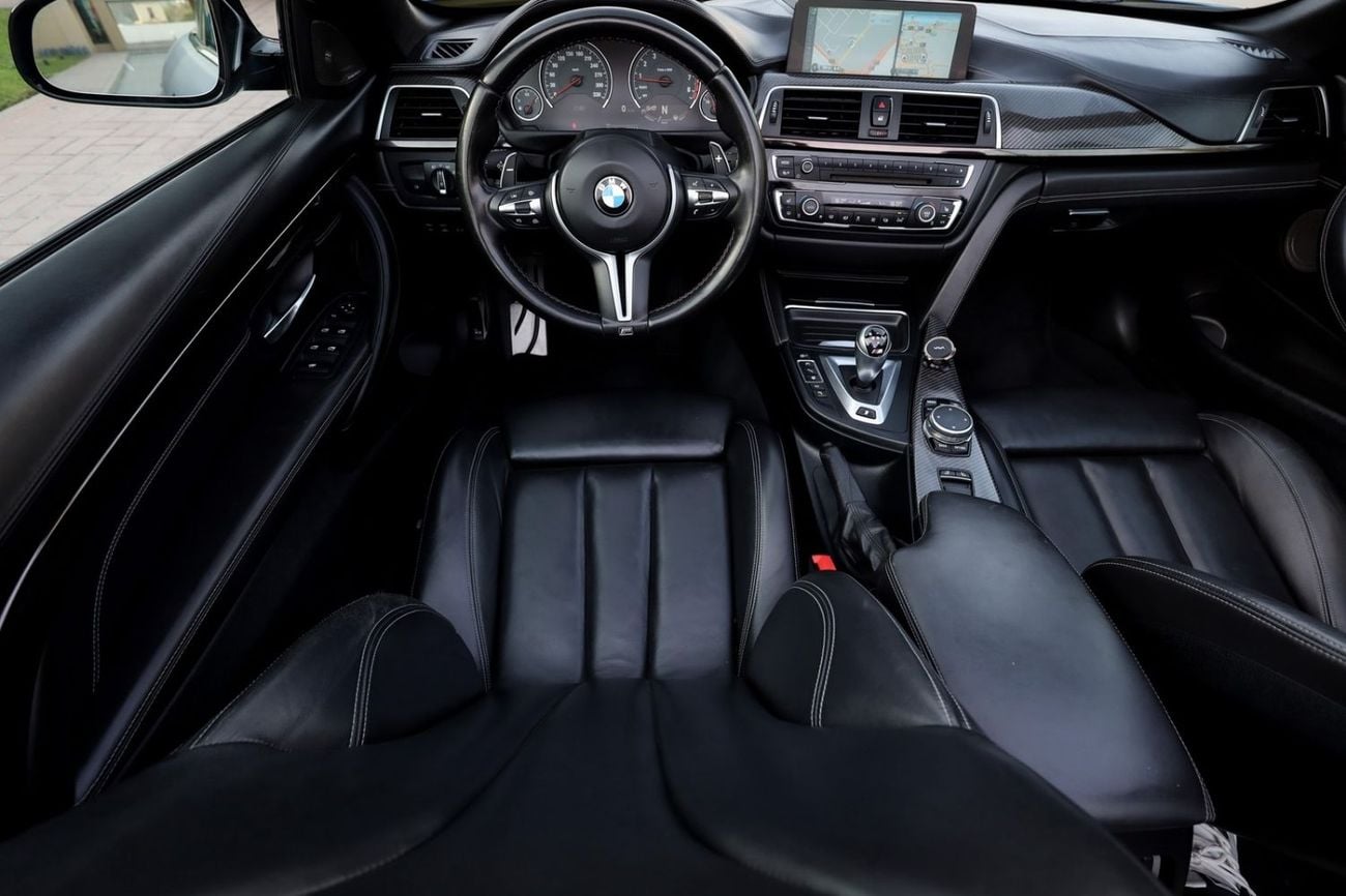 BMW M4 Std 3.0L 2016 BMW M4 M-Sport Convertible GCC Specs