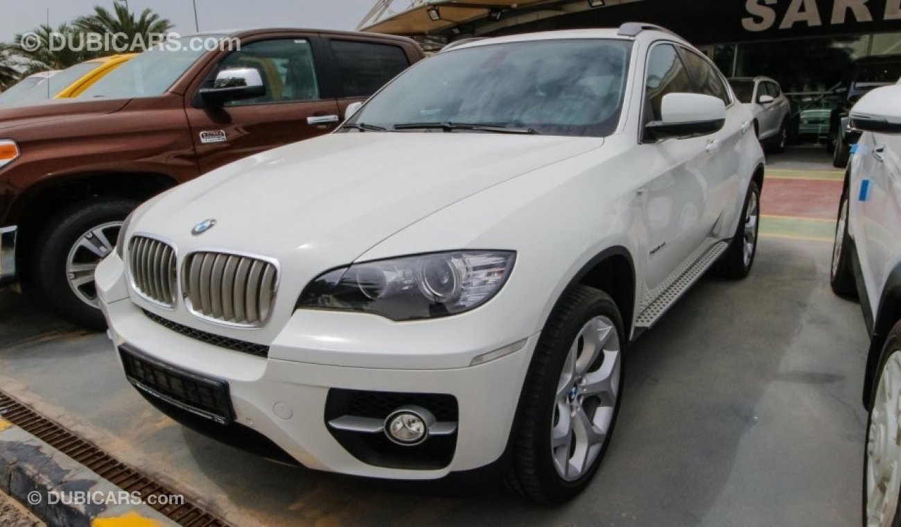 بي أم دبليو X6 XDrive 50i