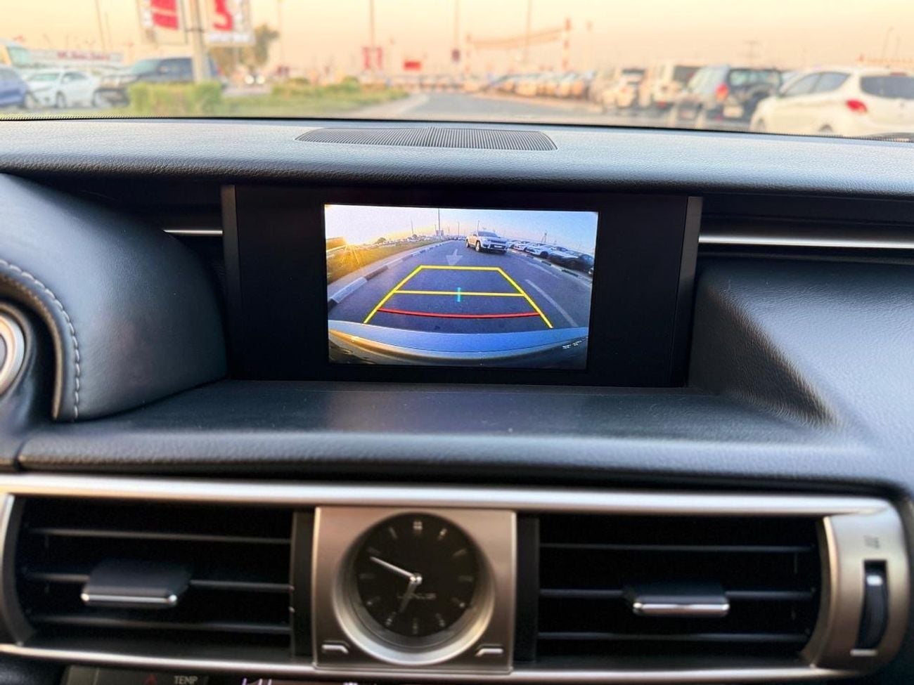 Lexus IS300 AWD (NON GCC) AWD