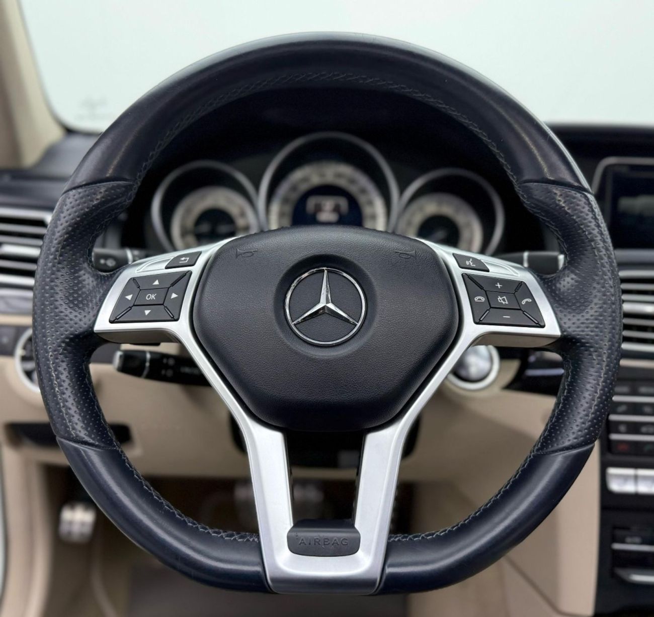 Mercedes-Benz E 400 AMG 3.0L 2016 Mercedes Benz E400 AMG Cabriolet, Full Service History, Excellent Condition, GCC