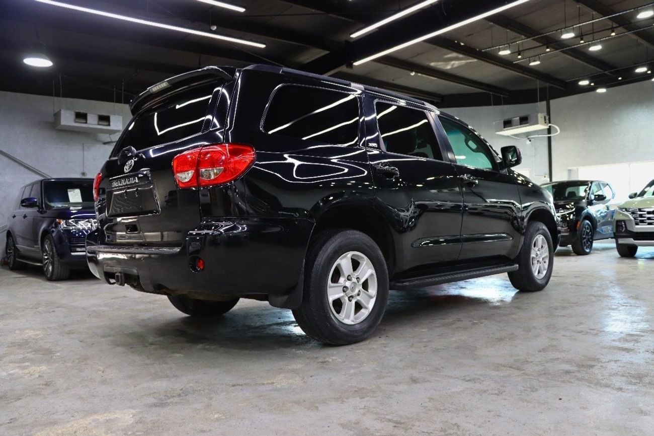 Toyota Sequoia