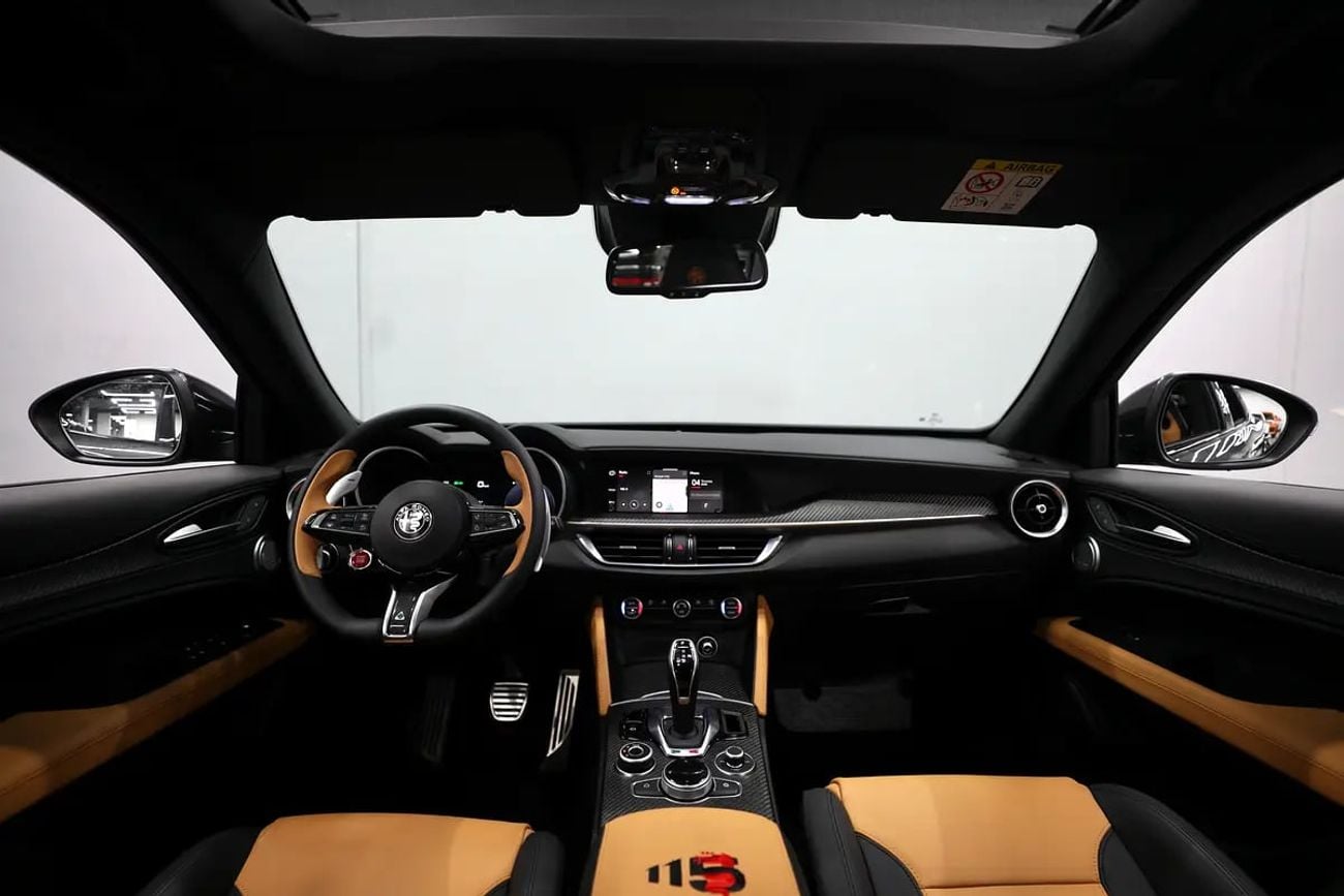 ألفا روميو ستيلفيو Alfa Romeo Stelvio Quadrifoglio 2025 GCC Specs