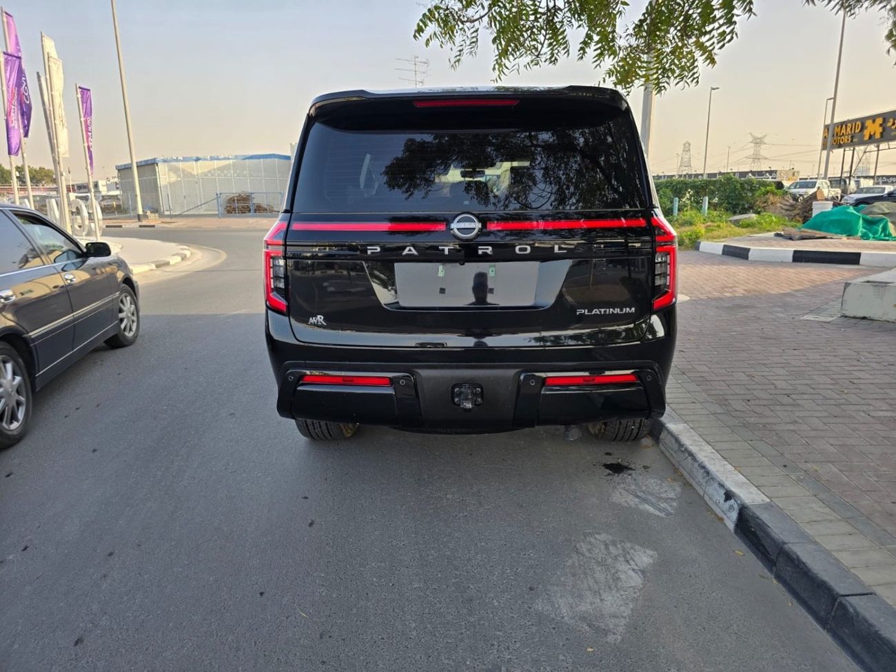 Nissan Patrol LE Platinum City 3.5L