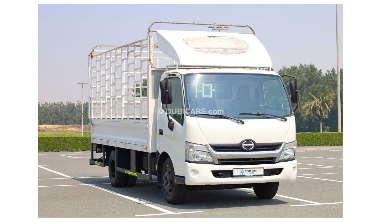 Hino 300 Short Chassis Truck with Grill Body | GCC Specs | Excellent Condition