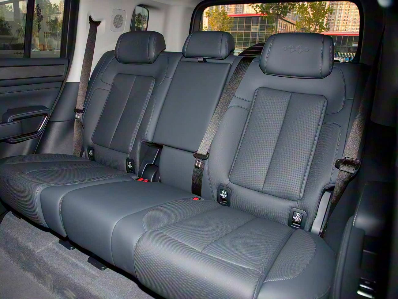 BYD Leopard 5 210KM Ultra Yunnian Heaven Edition | 2025 | Ready Stock Limited QTY | For Local Registration +10%