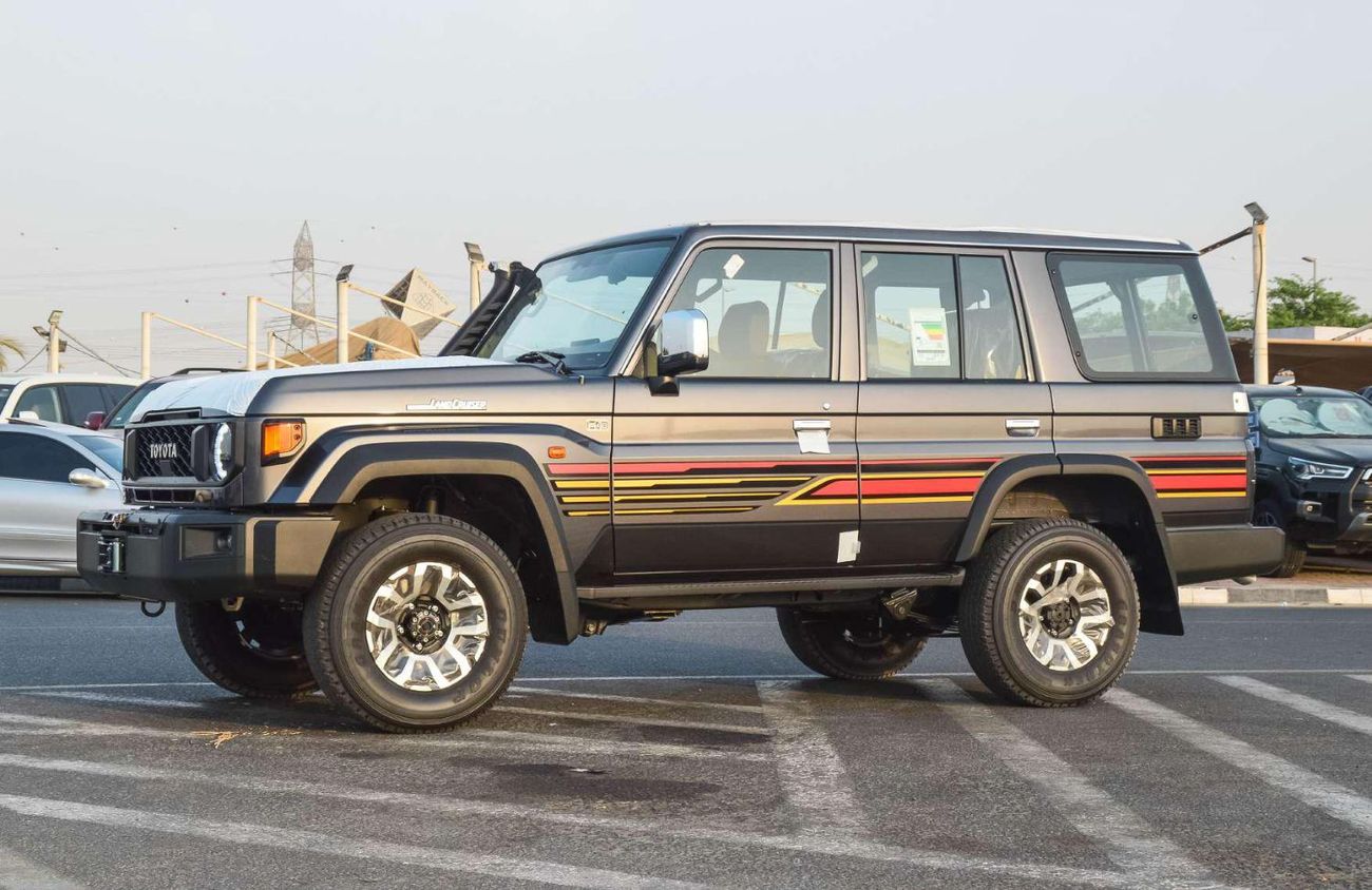 تويوتا لاند كروزر 70 TOYOTA LAND CRUISER 76 4.0L 4WD PETROL SUV 2025