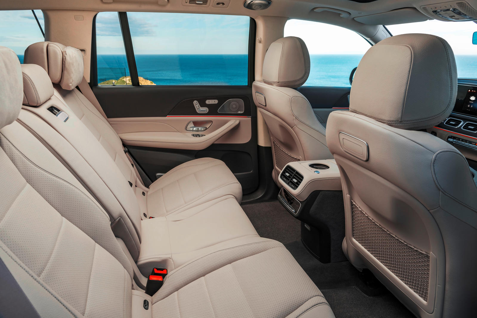 Mercedes-Benz GLS 500 interior - Seats