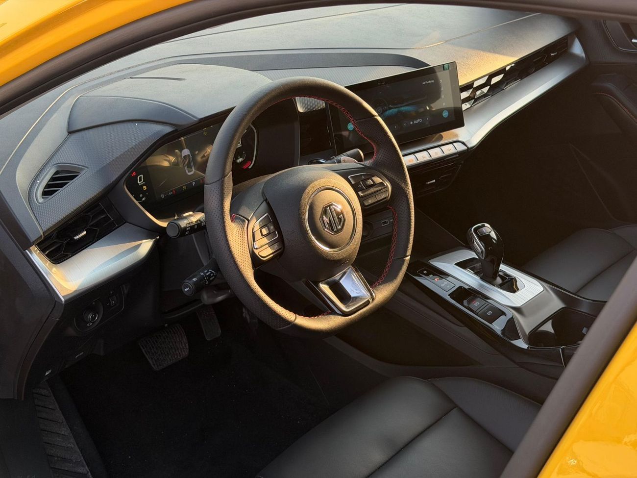 MG GT LUXURY 1.5L Turbo Petrol 2023 Export Price @ 37,000 AED