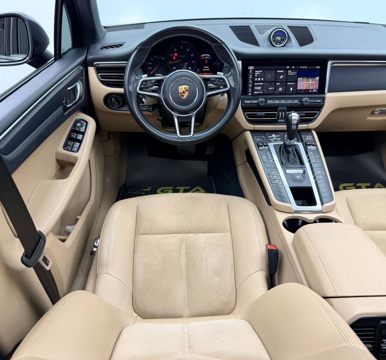 Porsche Macan STD 2020 Porsche Macan, Porsche Warranty+Full Service History, Full PPF, GCC Specs