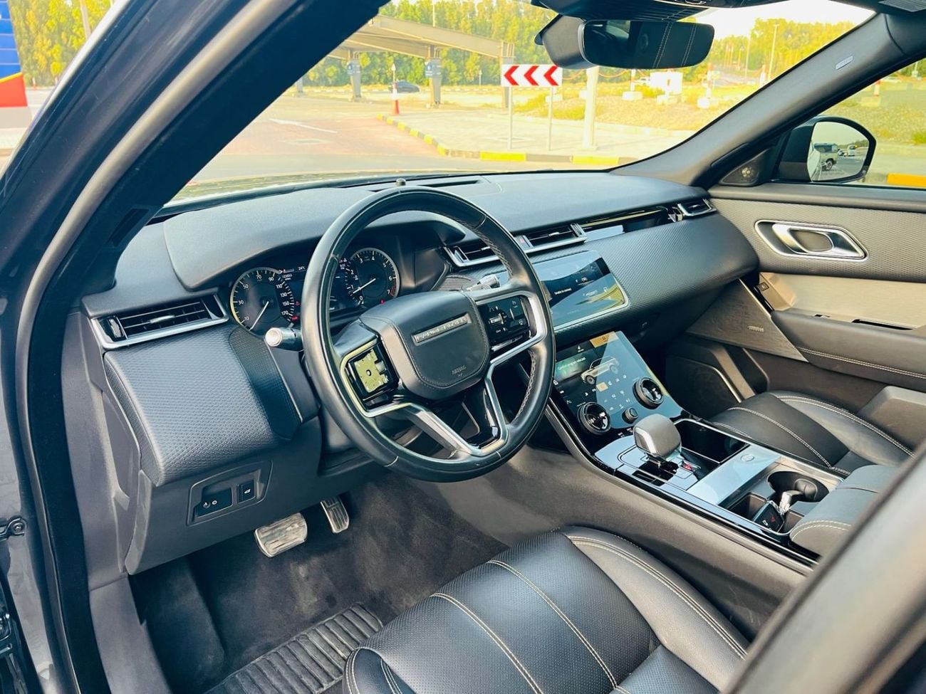 Land Rover Range Rover Velar R-DYNAMIC S