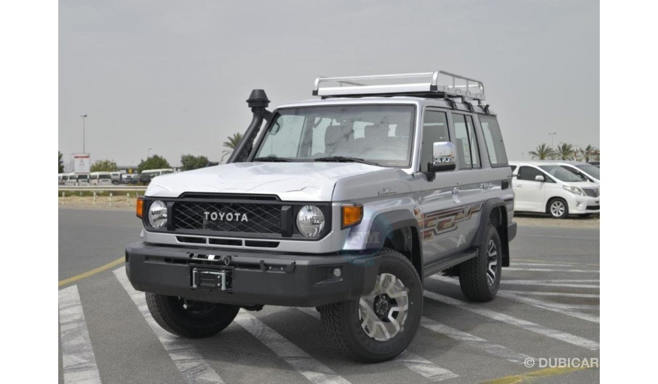 Toyota Land Cruiser Hard Top 76  4.5L - Top Option