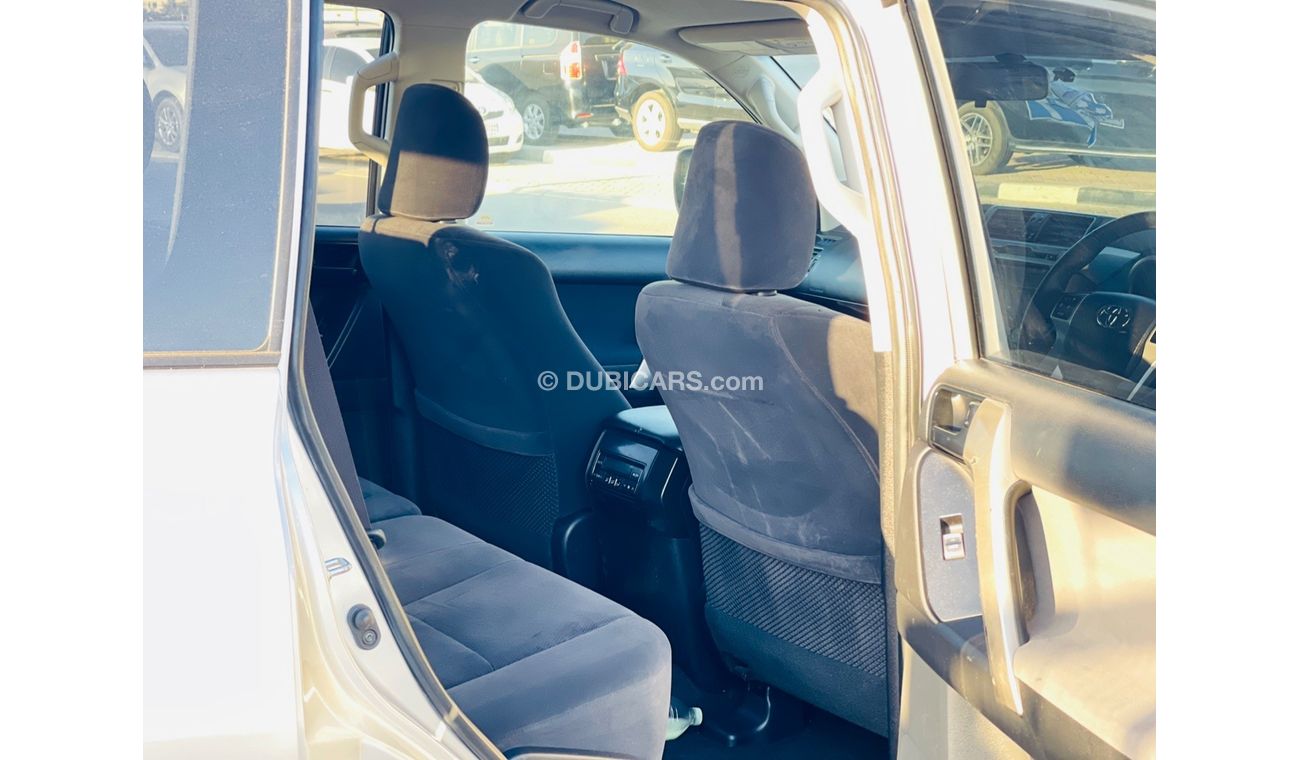 Toyota Prado Toyota prado Diesel engine model 2017 car very clean and good condition