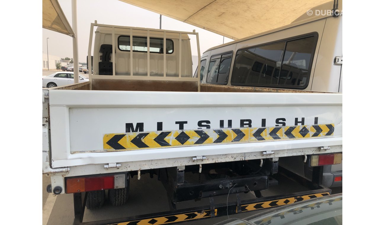 Mitsubishi Fuso Canter D/c Pick up 4x4,Model:2012.Low mileage