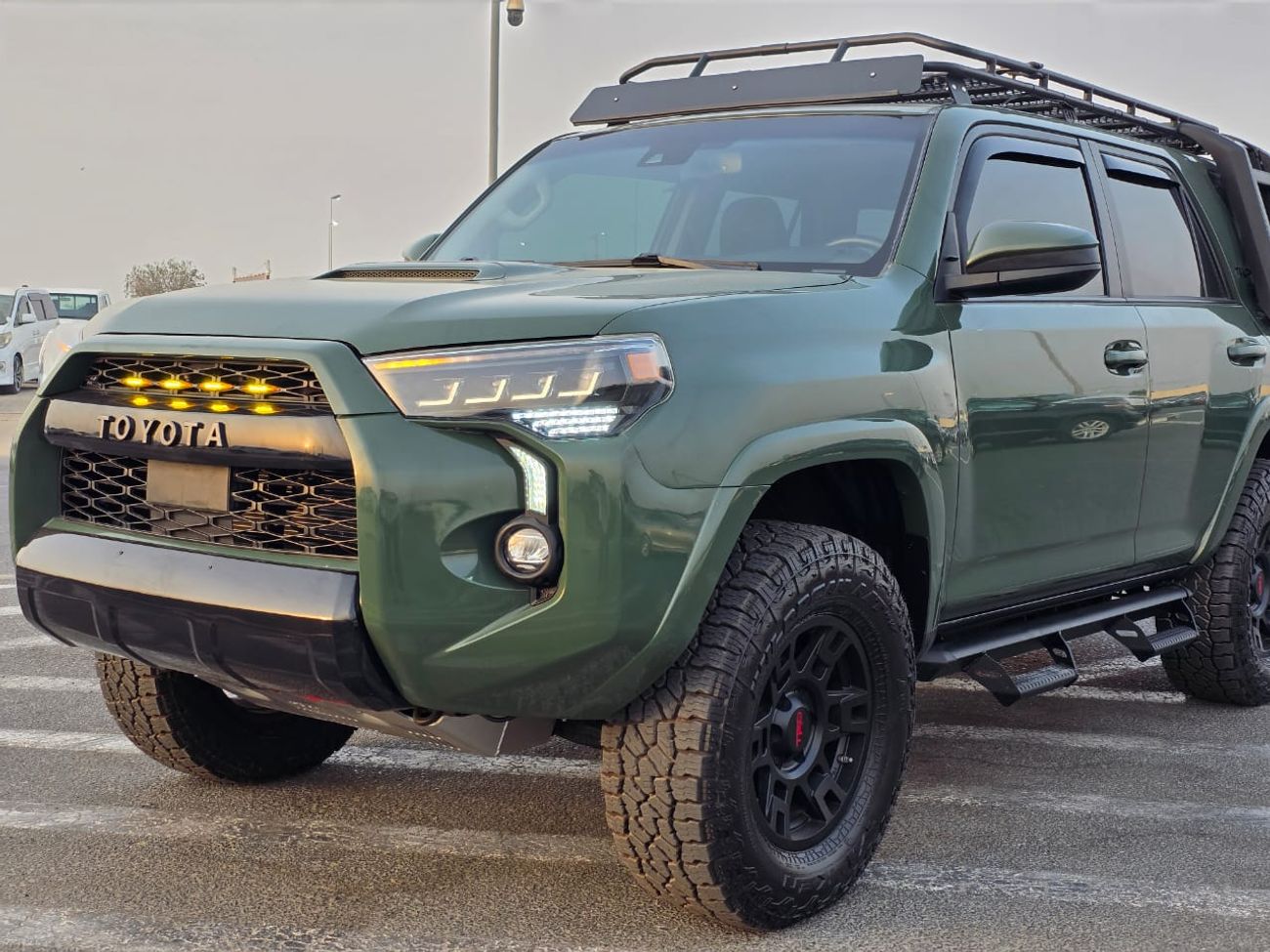 Toyota 4Runner 2020 Model TRD Pro Sunroof, 4x4 , original leather seat and Push button