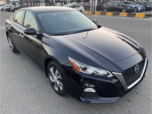 Nissan Altima Nissan Altima model 2019, customs papers No. 2, agency condition