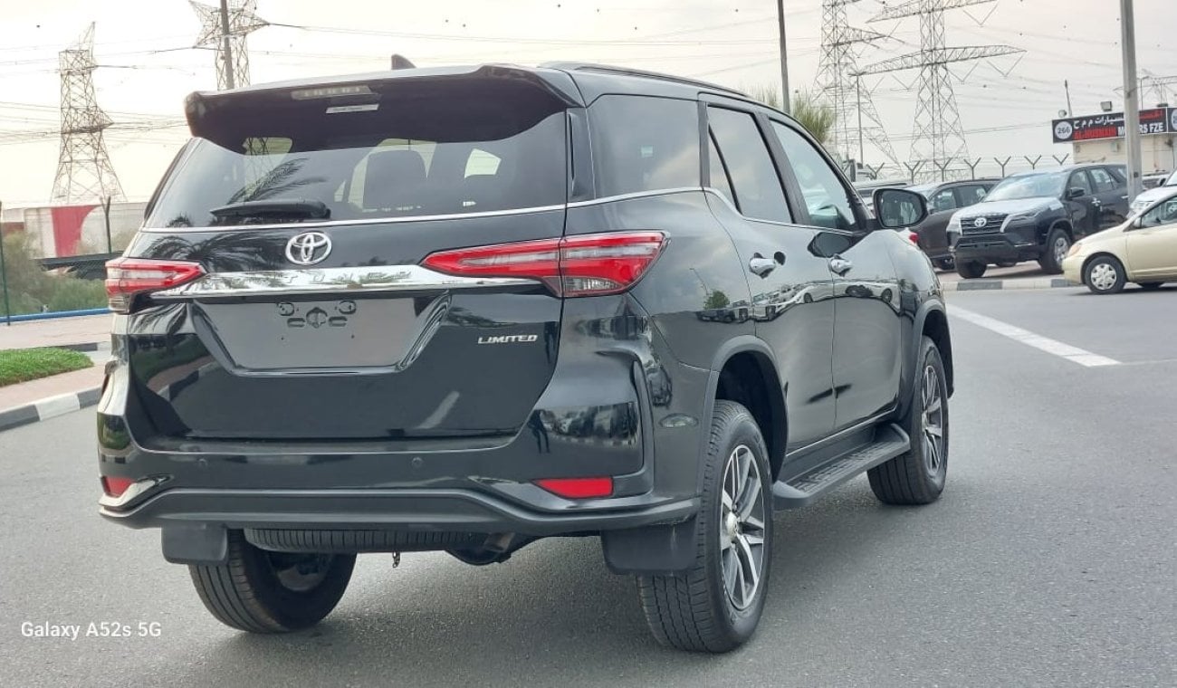 Toyota Fortuner TOYOTA FORTUNER 2017 MODEL DIESEL 2.8CC RIGHT HAND DRIVE