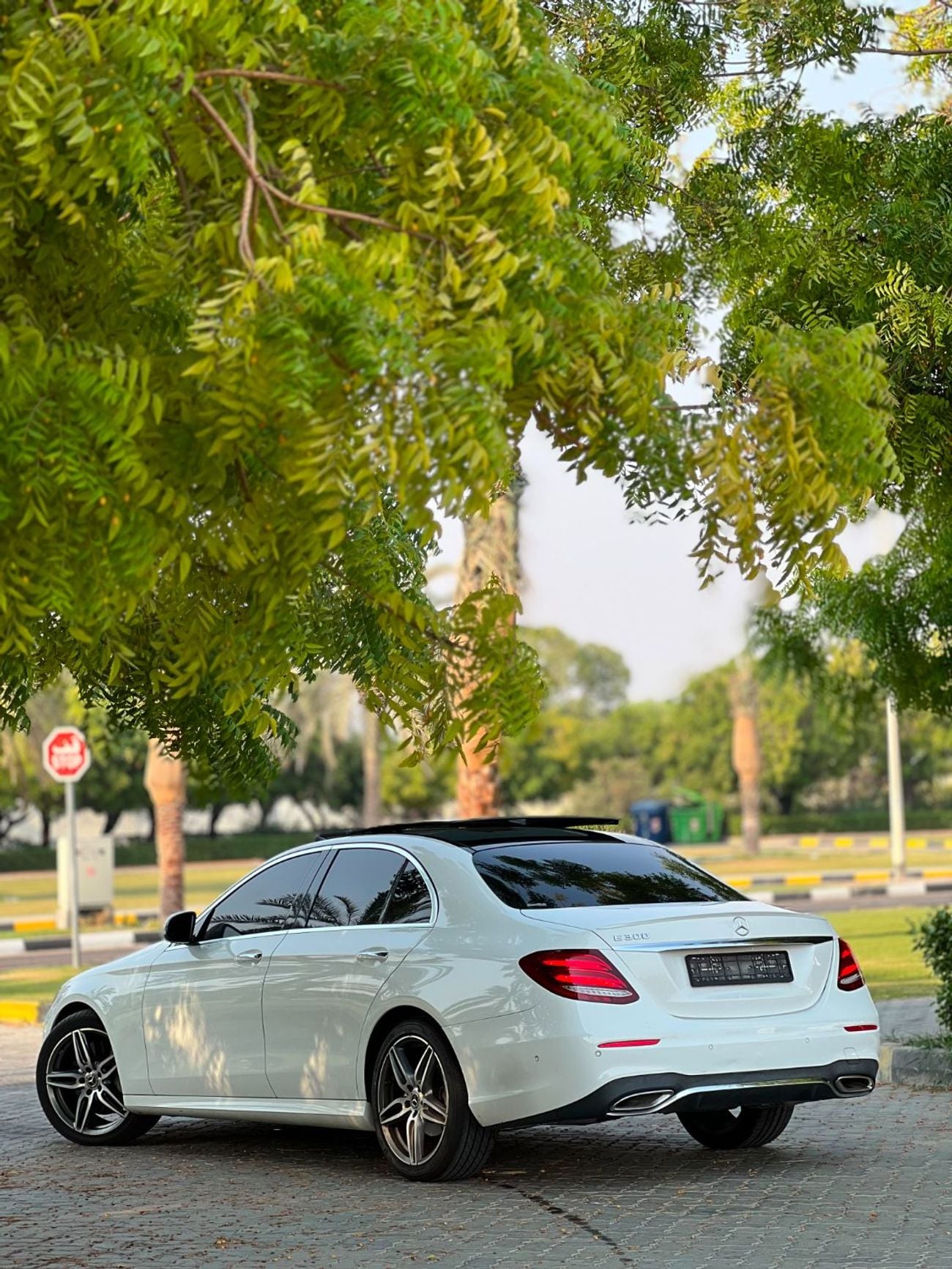 مرسيدس بنز E300 AMG